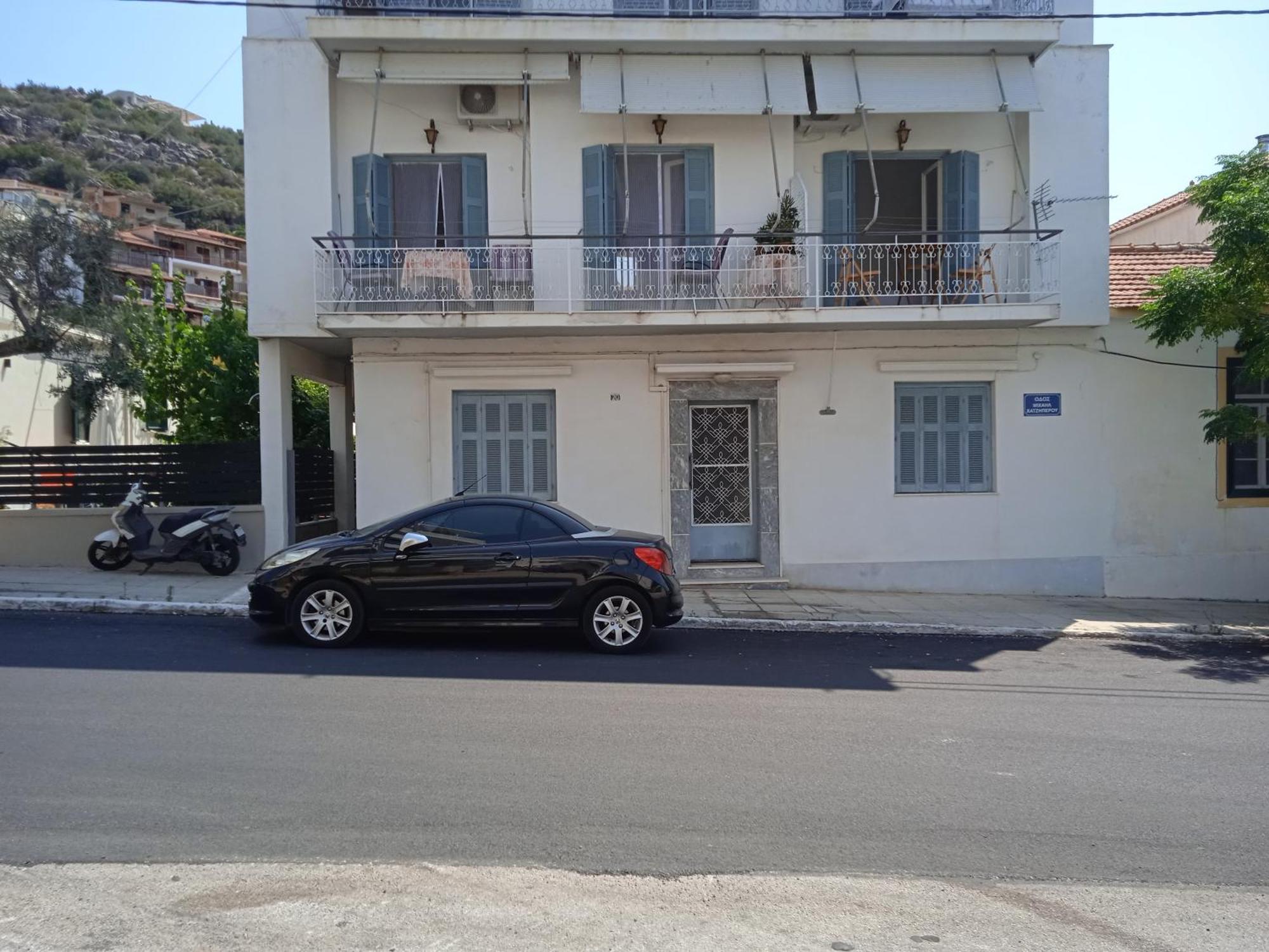 Elina'S Room Poros Town Екстериор снимка